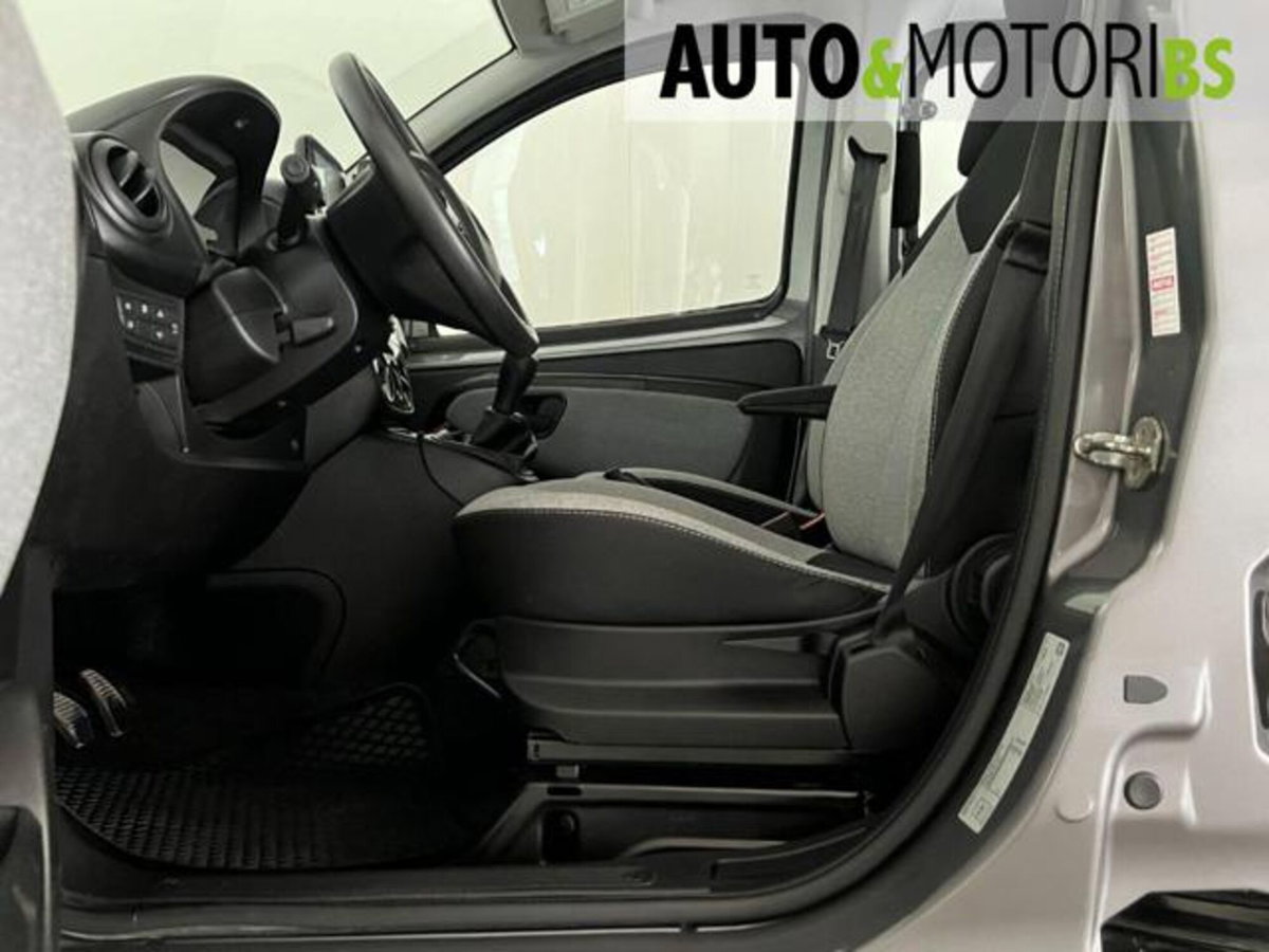 Fiat Qubo 1.3 MJT 95 CV Lounge (10)