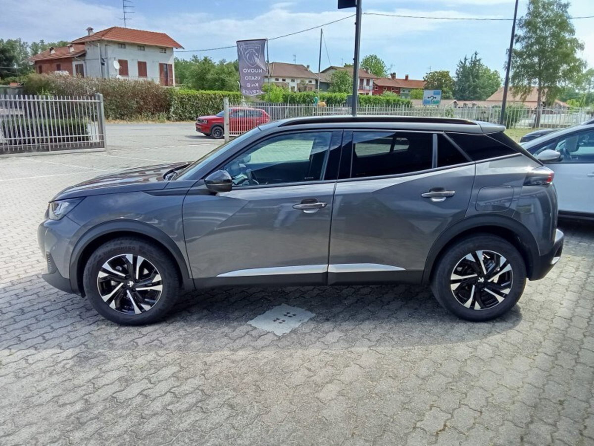 Peugeot 2008 PureTech 130 S&S Allure Pack (6)