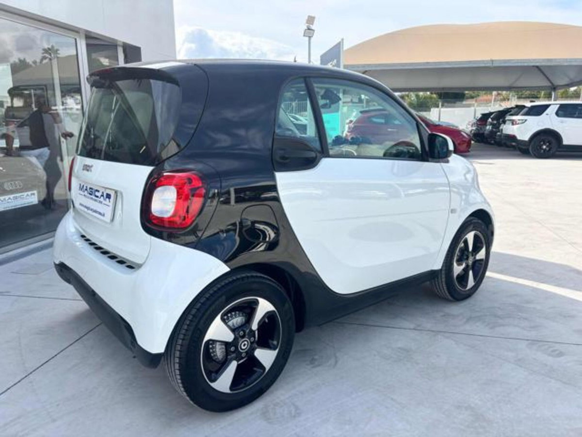 smart Fortwo EQ Passion Nightsky (6)