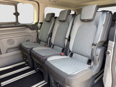 Ford Tourneo Custom 320 2.0 EcoBlue 170CV aut. PL Titanium (11)
