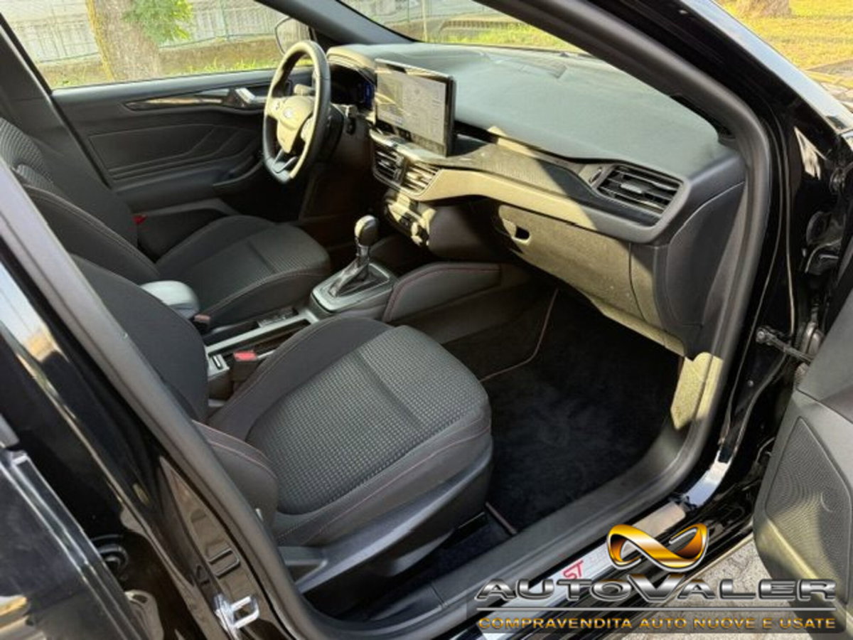 Ford Focus 1.0 EcoBoost Hybrid 125 CV Power. 5p. ST-Line Design (11)
