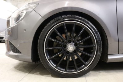 Mercedes-Benz CLA Shooting Brake 180 d Automatic Sport (8)