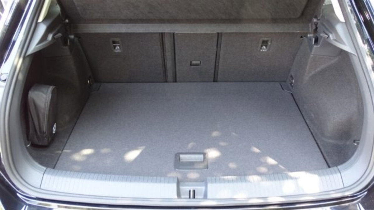 Volkswagen T-Roc 1.5 tsi Sport (11)