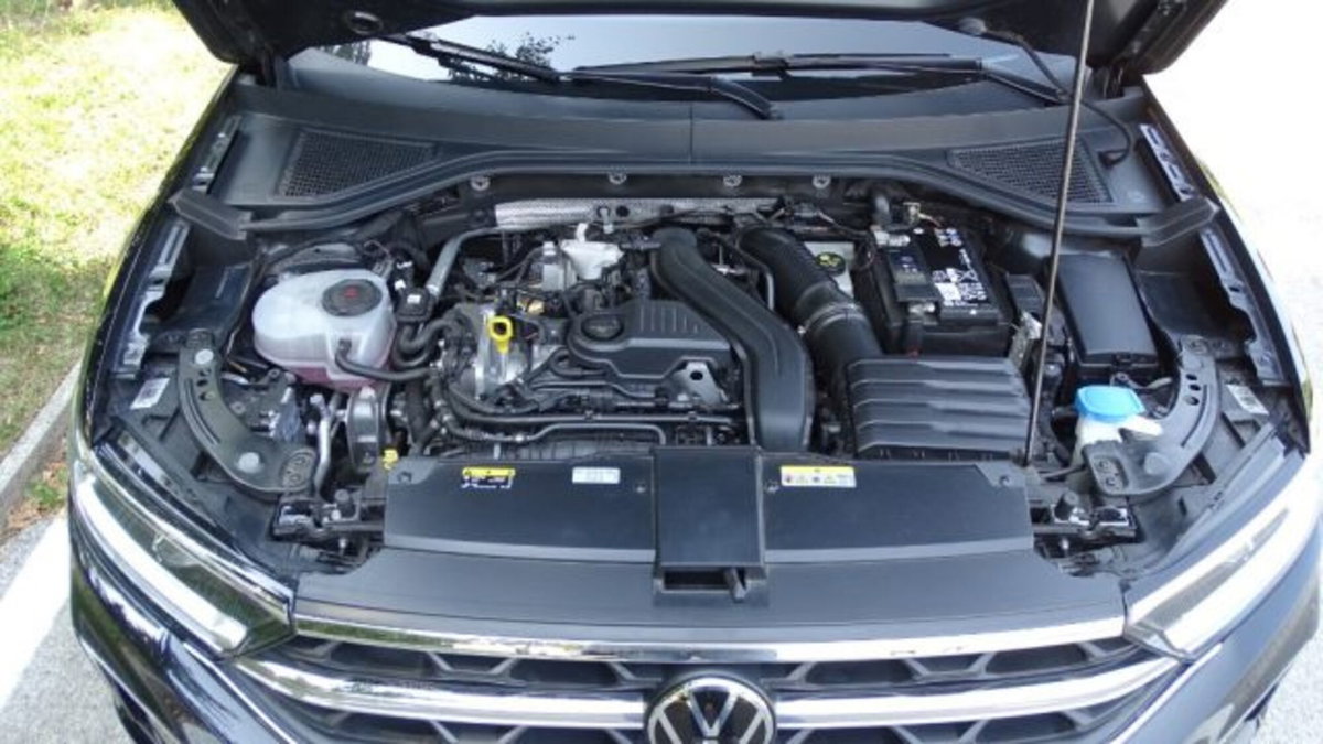 Volkswagen T-Roc 1.5 tsi Sport (12)