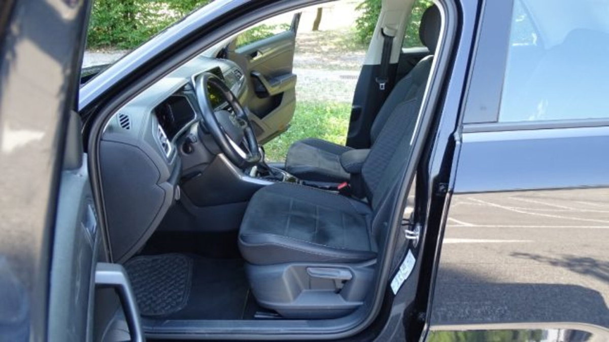 Volkswagen T-Roc 1.5 tsi Sport (13)