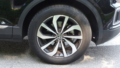 Volkswagen T-Roc 1.5 tsi Sport (17)