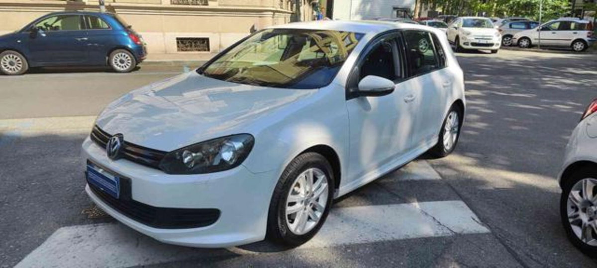 Volkswagen Golf 1.6 TDI DPF 5p. Comfortline (16)
