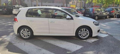 Volkswagen Golf 1.6 TDI DPF 5p. Comfortline (18)