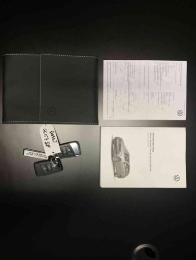 Volkswagen Passat Variant 2.0 TDI SCR EVO DSG Business (16)