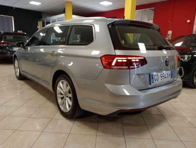 Volkswagen Passat Variant 2.0 TDI SCR EVO DSG Business (4)