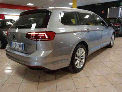 Volkswagen Passat Variant 2.0 TDI SCR EVO DSG Business (6)