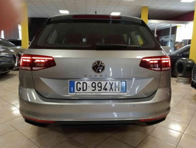 Volkswagen Passat Variant 2.0 TDI SCR EVO DSG Business (8)