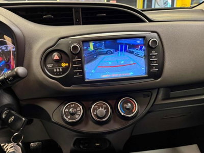 Toyota Yaris 1.0 5 porte (7)