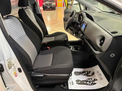 Toyota Yaris 1.0 5 porte (9)