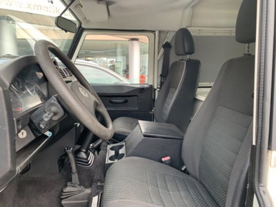 Land Rover Defender 110 2.4 TD4 Hard Top E (5)