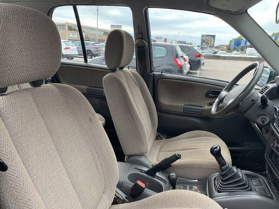 Suzuki Grand Vitara TDI S.W. (5)