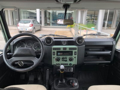 Land Rover Defender 110 2.2 TD4 Station Wagon Heritage Edition N1 (5)