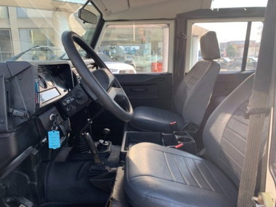 Land Rover Defender 110 2.5 Td5 cat Station Wagon (6)