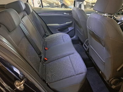 Volkswagen Golf 2.0 TDI SCR Life (16)