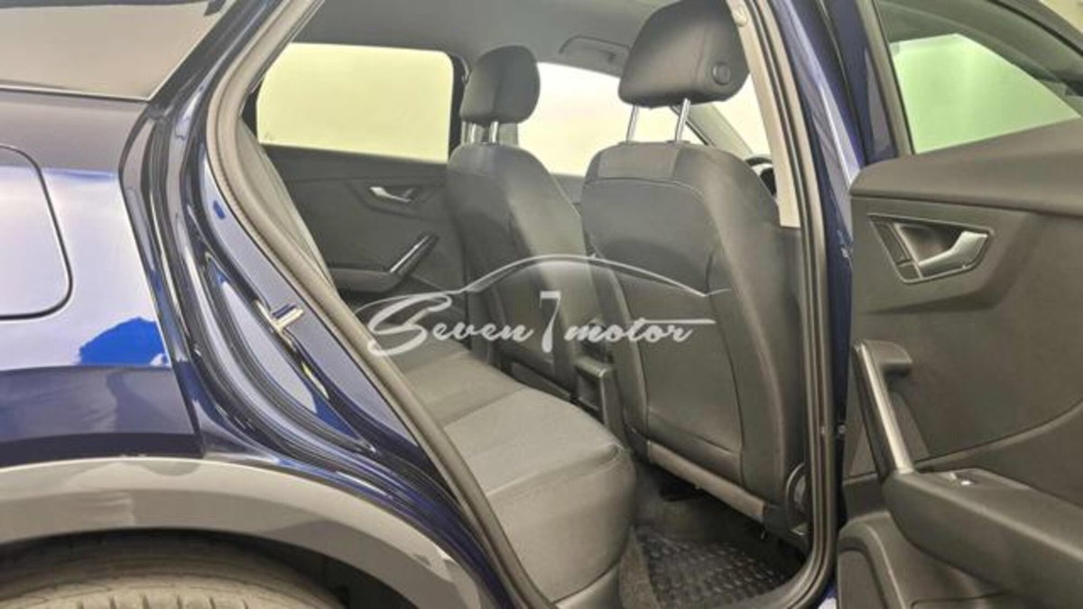 Audi Q2 Q2 35 TDI quattro S tronic Identity Black (11)
