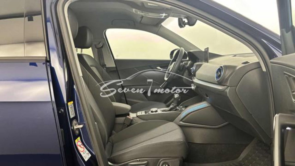 Audi Q2 Q2 35 TDI quattro S tronic Identity Black (13)