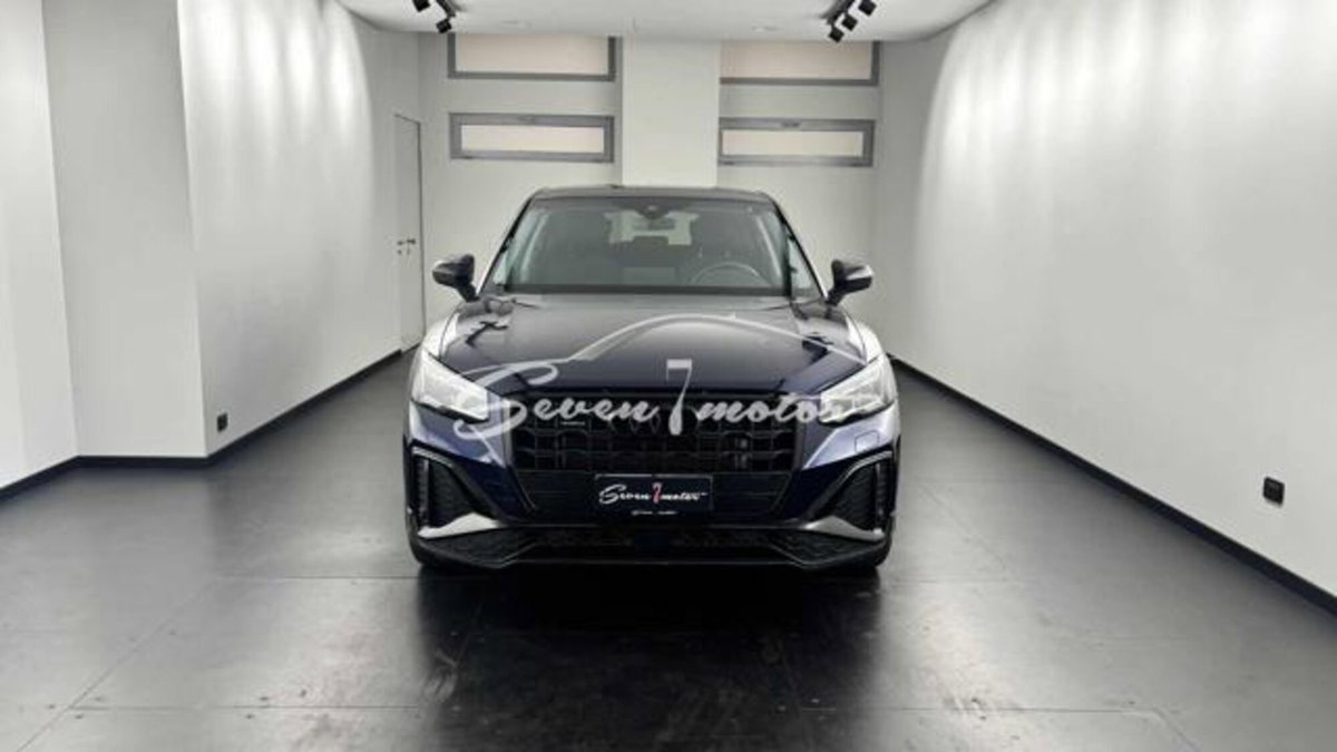 Audi Q2 Q2 35 TDI quattro S tronic Identity Black (2)