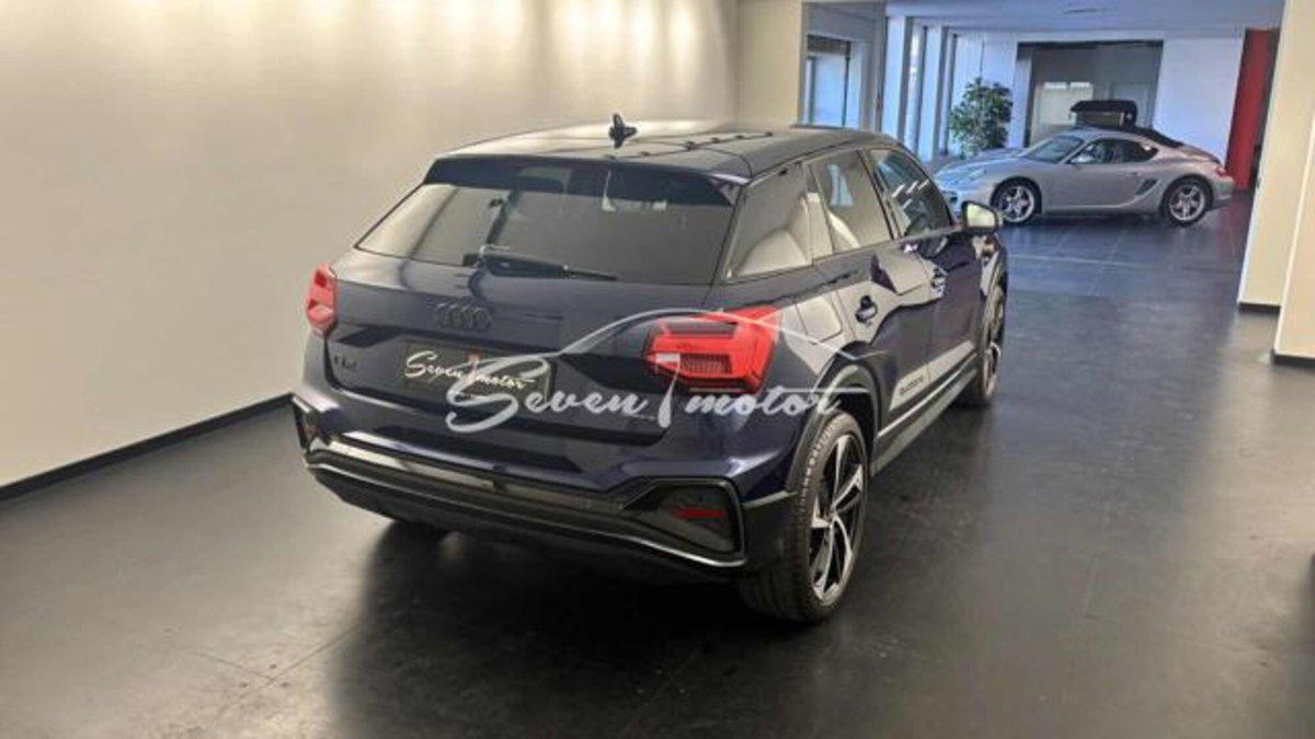 Audi Q2 Q2 35 TDI quattro S tronic Identity Black (7)