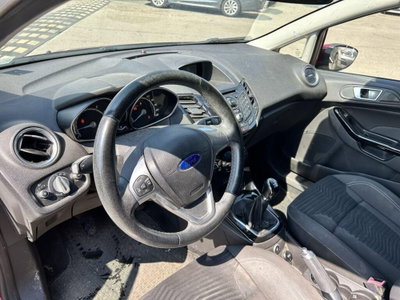 Ford Fiesta 1.4 5 porte Bz.- GPL Titanium (5)