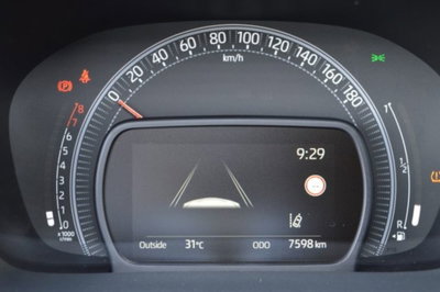 Toyota Aygo X 1.0 VVT-i 72 CV 5 porte Limited Air (11)