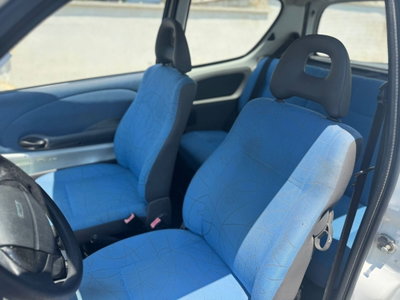Fiat Seicento 1.1i cat Sporting (5)
