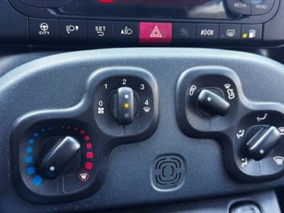 Fiat Panda 0.9 TwinAir Turbo Natural Power Lounge (18)