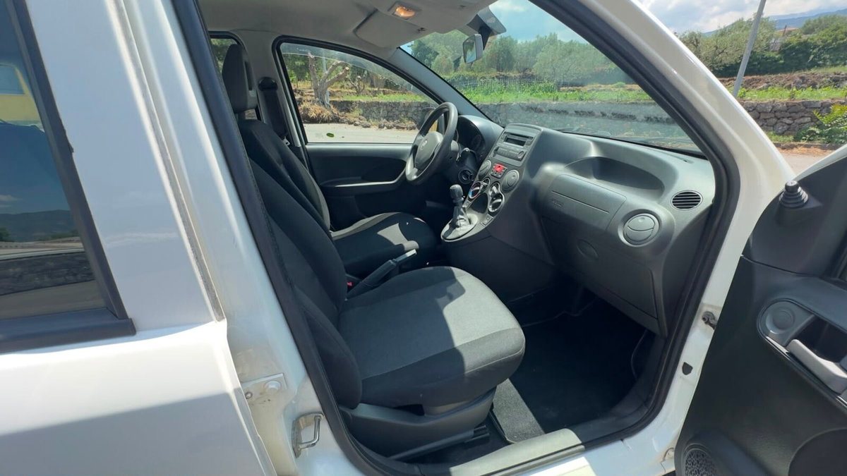 Fiat Panda 1.3 MJT 16V DPF 4x4 Climbing (11)