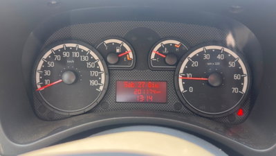 Fiat Panda 1.3 MJT 16V DPF 4x4 Climbing (16)