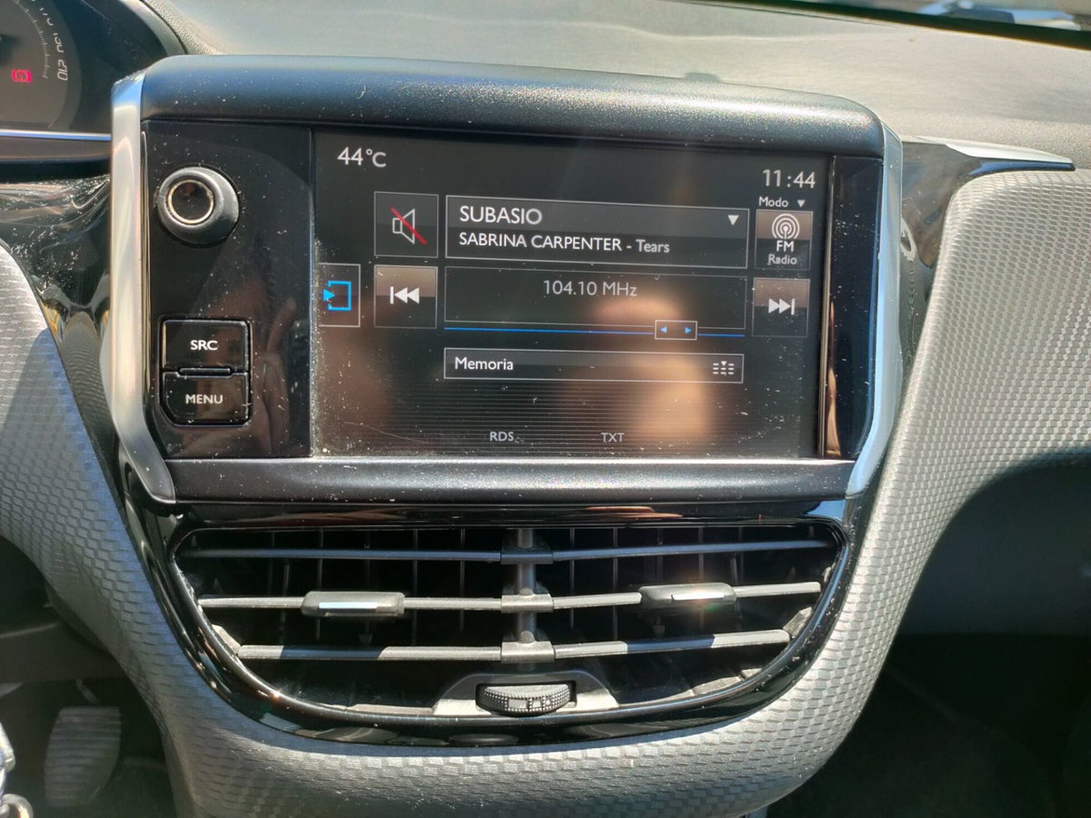 Peugeot 2008 82 Allure (12)