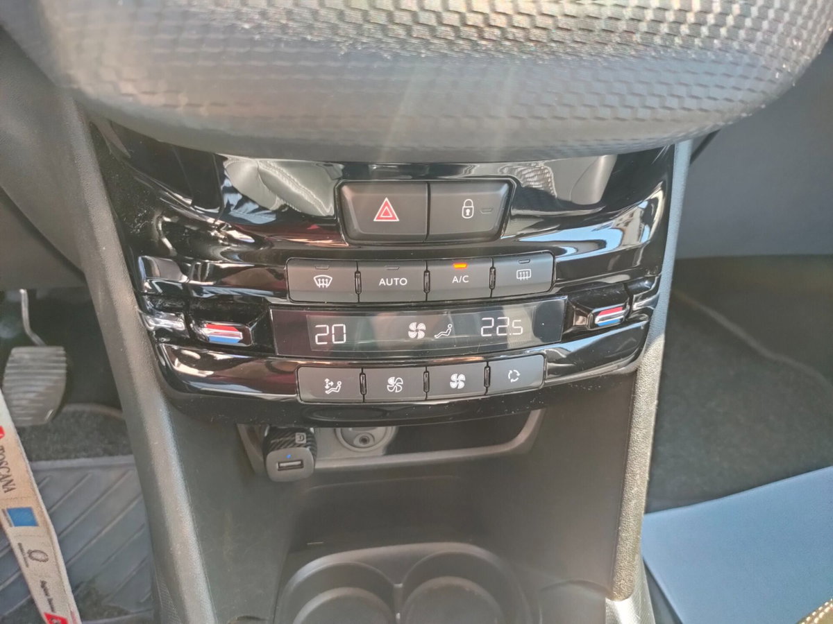 Peugeot 2008 82 Allure (13)
