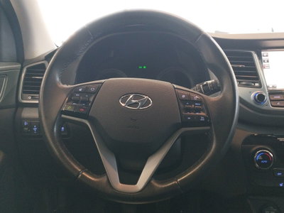 Hyundai Tucson 1.7 CRDi XPossible (17)