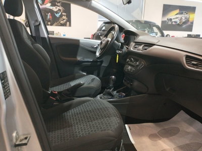 Opel Corsa 1.4 90CV GPL Tech 5 porte Cosmo (11)