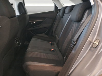 Peugeot 3008 BlueHDi 130 S&S Business (11)