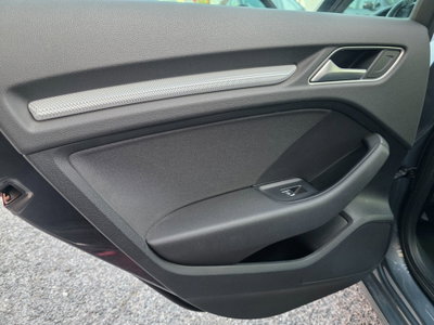 Audi A3 2.0 TDI 150 CV clean diesel S tronic Ambition (15)