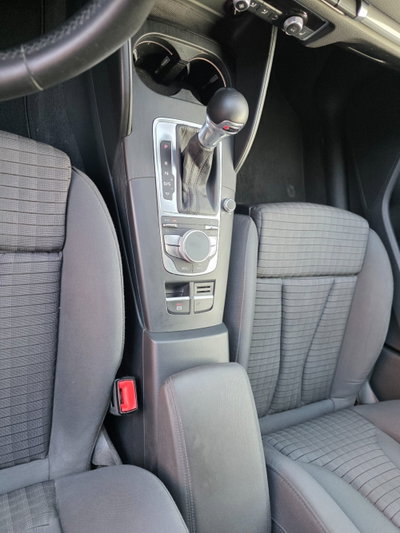 Audi A3 2.0 TDI 150 CV clean diesel S tronic Ambition (7)
