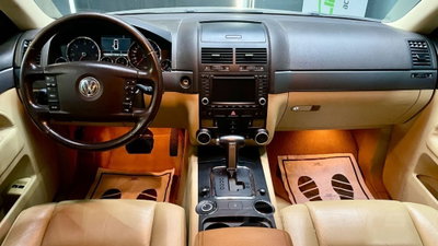 Volkswagen Touareg R5 TDI DPF tiptronic (15)