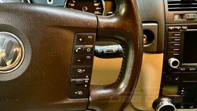 Volkswagen Touareg R5 TDI DPF tiptronic (17)