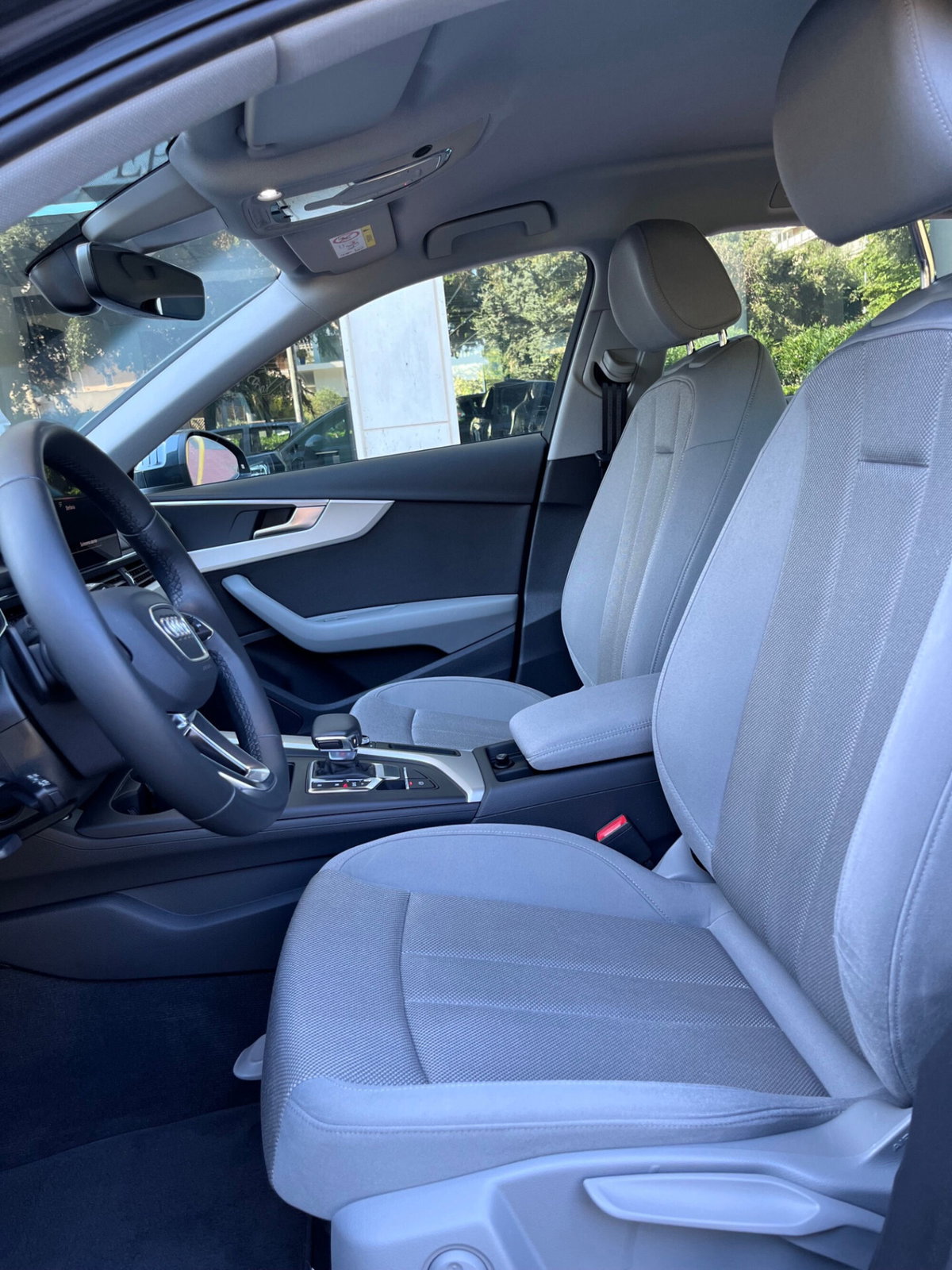 Audi A4 Avant 40 TDI S tronic Business (13)