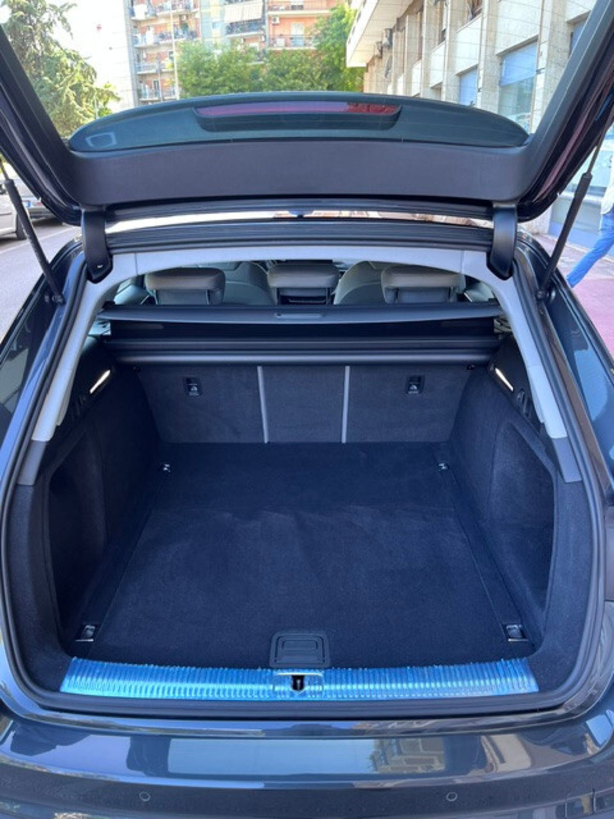 Audi A4 Avant 40 TDI S tronic Business (7)