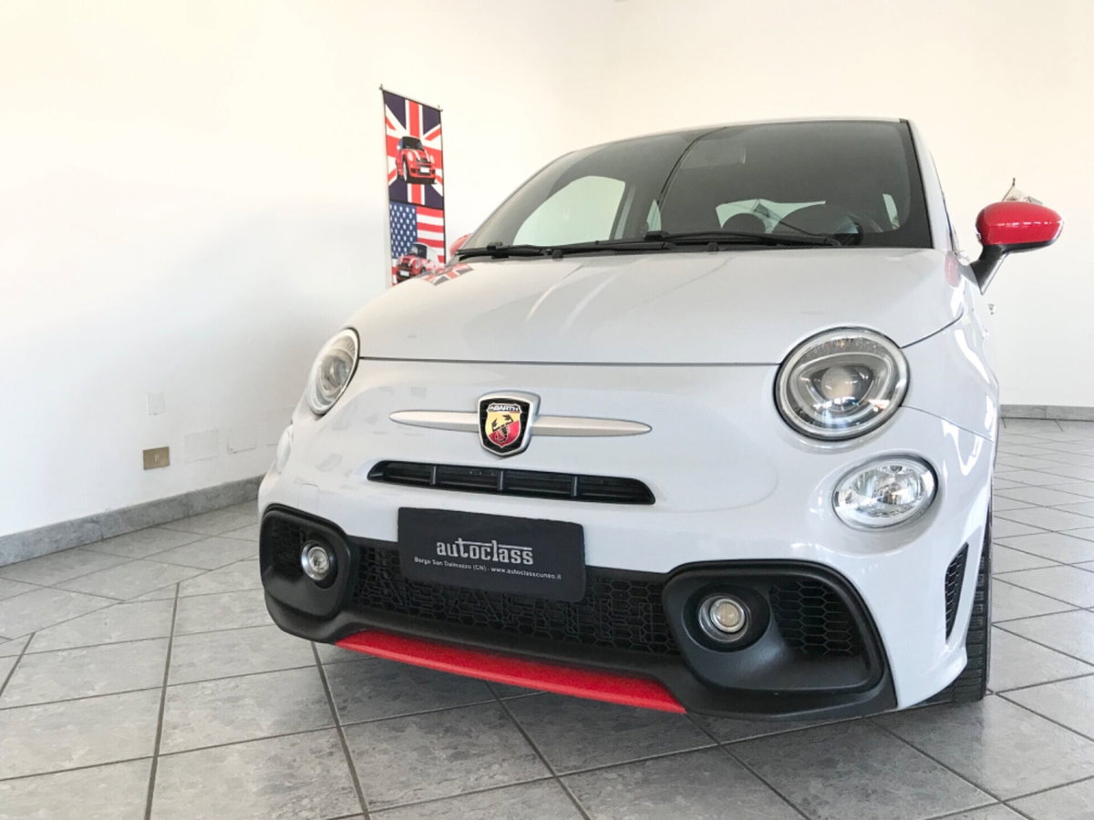 Abarth 595 595 1.4 Turbo T-Jet 165 CV Pista (2)
