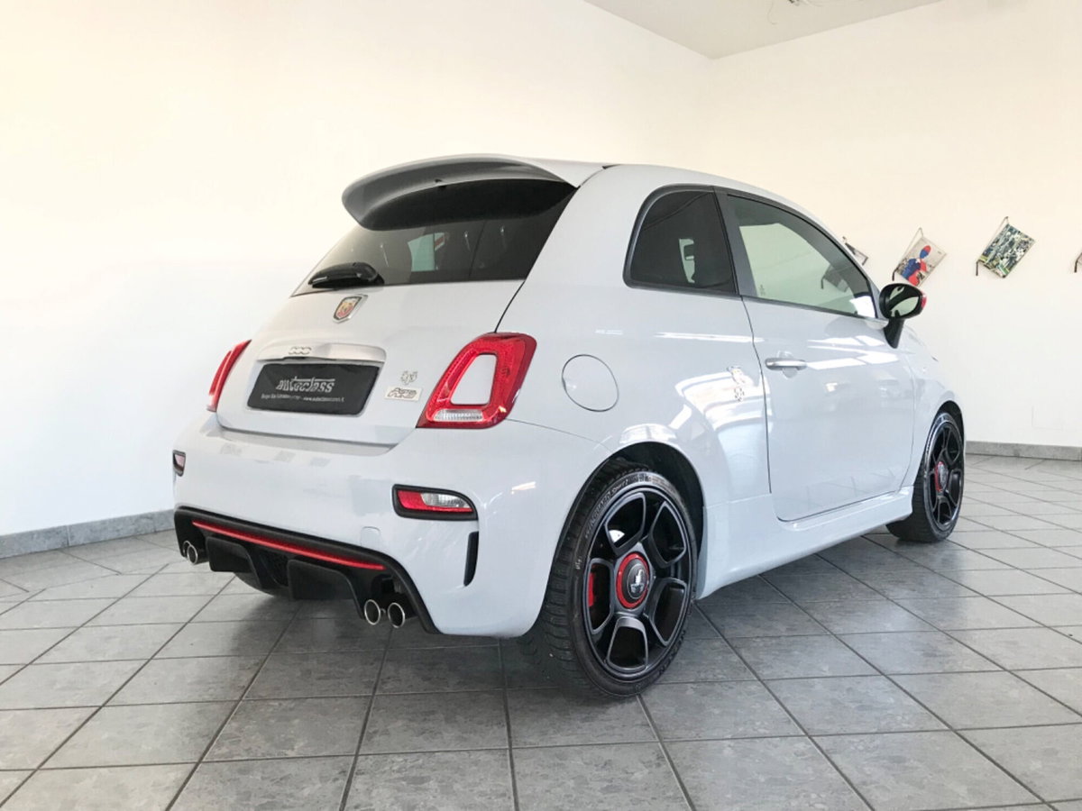 Abarth 595 595 1.4 Turbo T-Jet 165 CV Pista (5)
