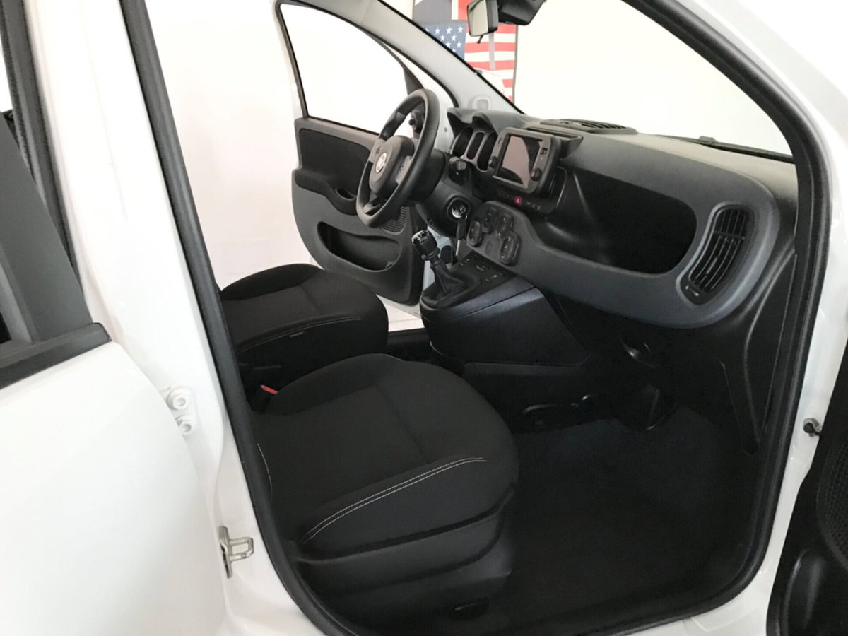Fiat Panda 1.0 FireFly S&S Hybrid City Cross (12)