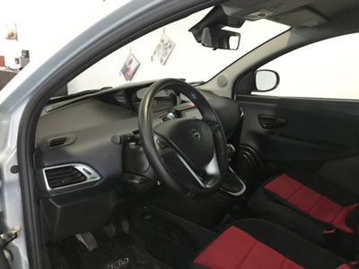Lancia Ypsilon 1.0 FireFly 5 porte S&S Hybrid Gold Plus (12)