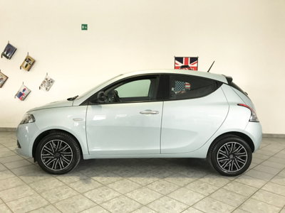 Lancia Ypsilon 1.0 FireFly 5 porte S&S Hybrid Gold Plus (3)