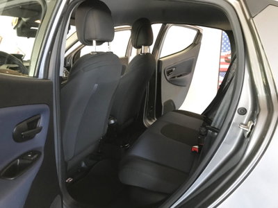 Lancia Ypsilon 1.0 FireFly 5 porte S&S Hybrid Gold Plus (12)